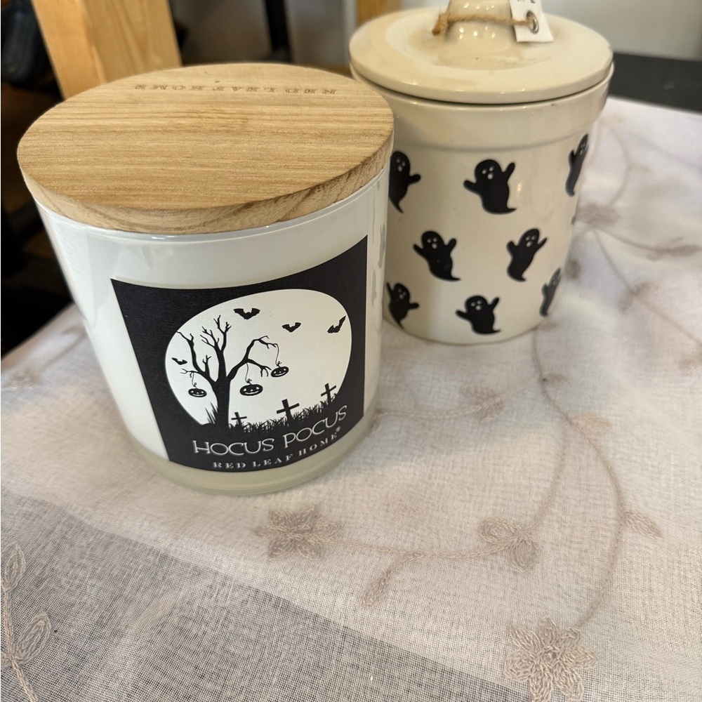 Set of TWO Halloween candles bundle NEW - Picture 1 of 5